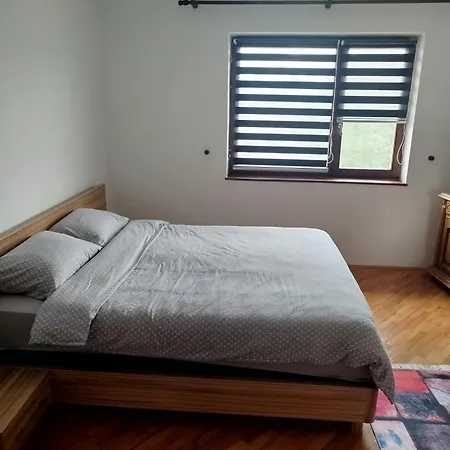 Merjem Trebevic Lägenhet Sarajevo