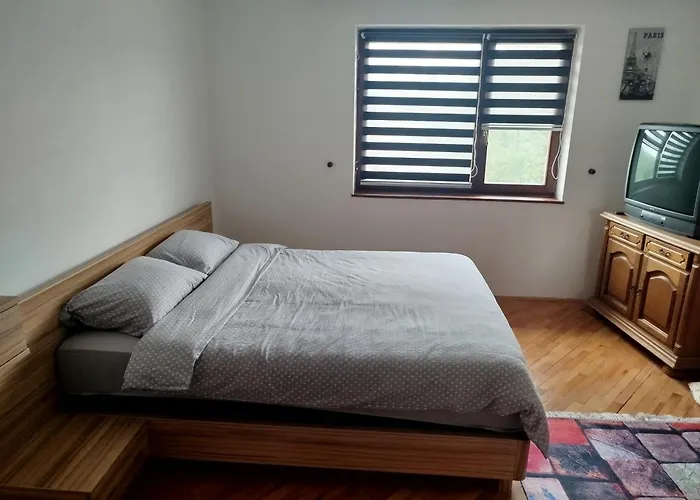 Merjem Trebevic Lägenhet Sarajevo